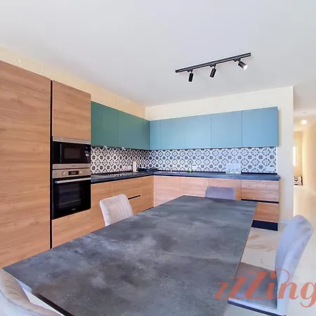 Spacious 2br Family In Gozo Location Apartman